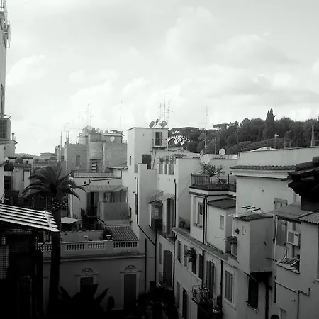 Erida Spanish Steps Řím