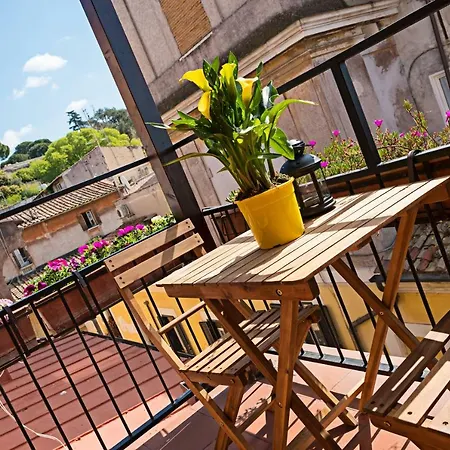 Erida Spanish Steps Apartmán